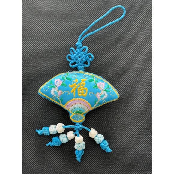 Taiwan Knickknacks Set, Star Sand Bottle & Blue Chinese Knot Good Luck Charm - Picture 4 of 9